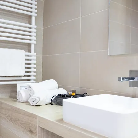 Lucia Τόσα ντε Μαρ